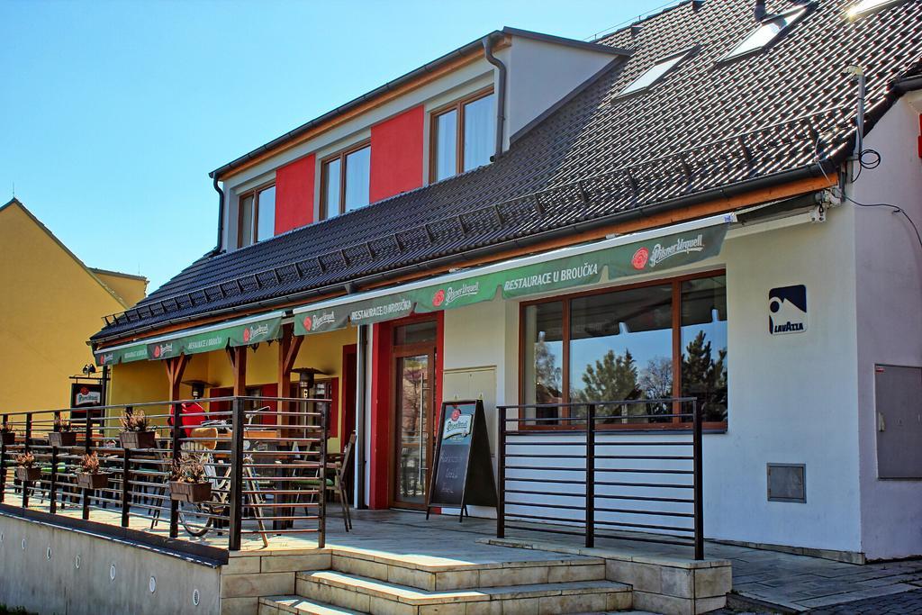 Penzion U Broucka Milevsko Exterior photo